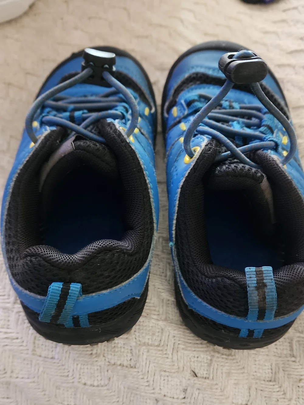 Mishansha Blue and Black Kids Lace-Stop Sneakers